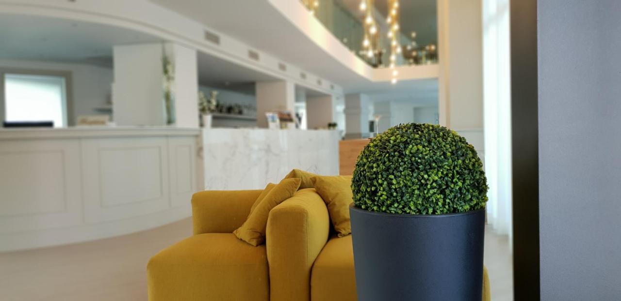 ברה Phi Hotel Cavalieri מראה חיצוני תמונה