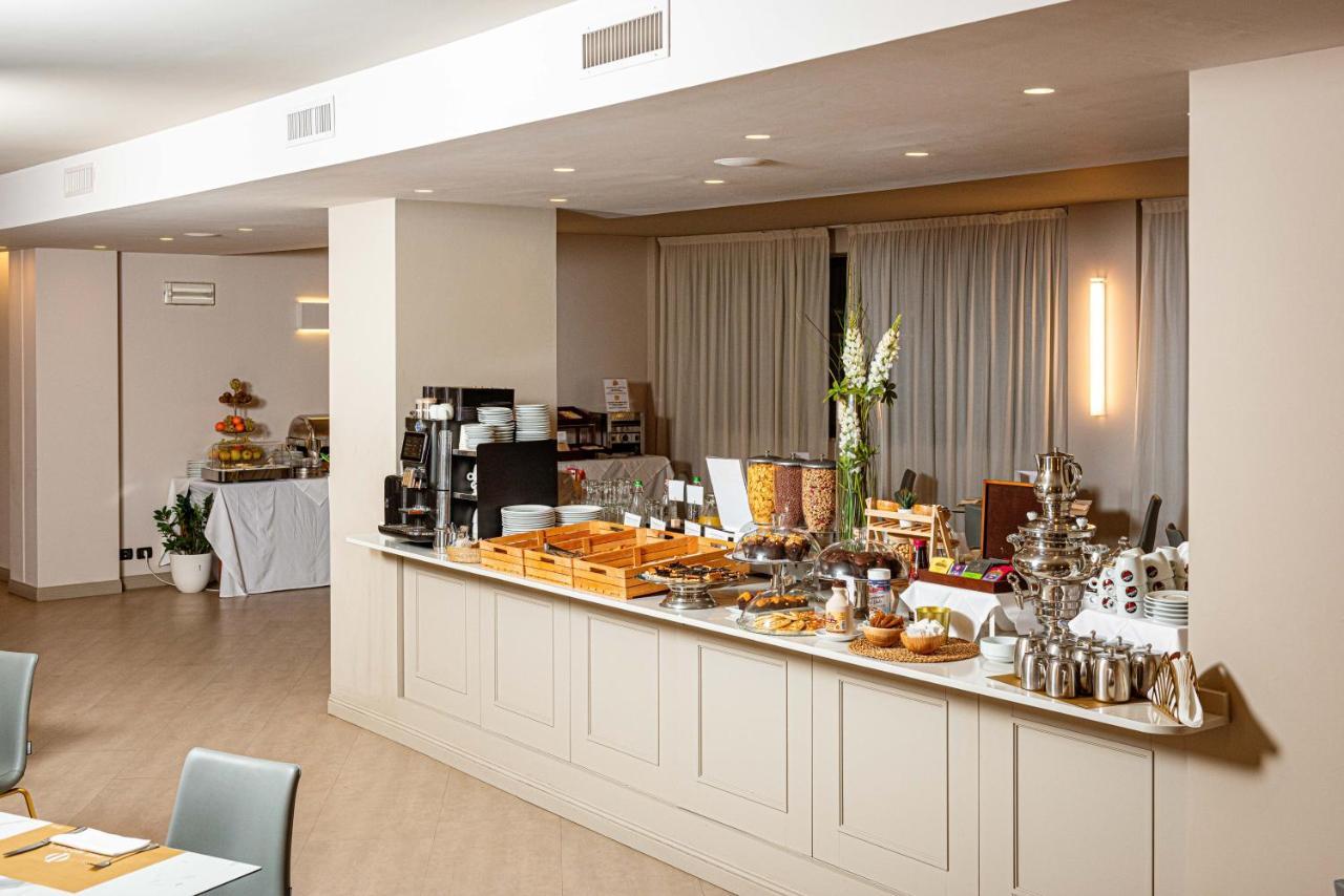 ברה Phi Hotel Cavalieri מראה חיצוני תמונה